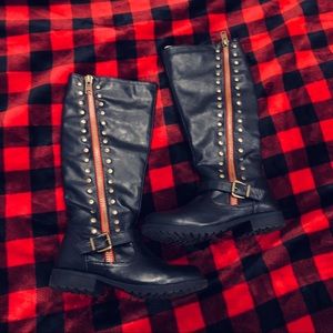 Bamboo Style black & red studded moto/riding boots